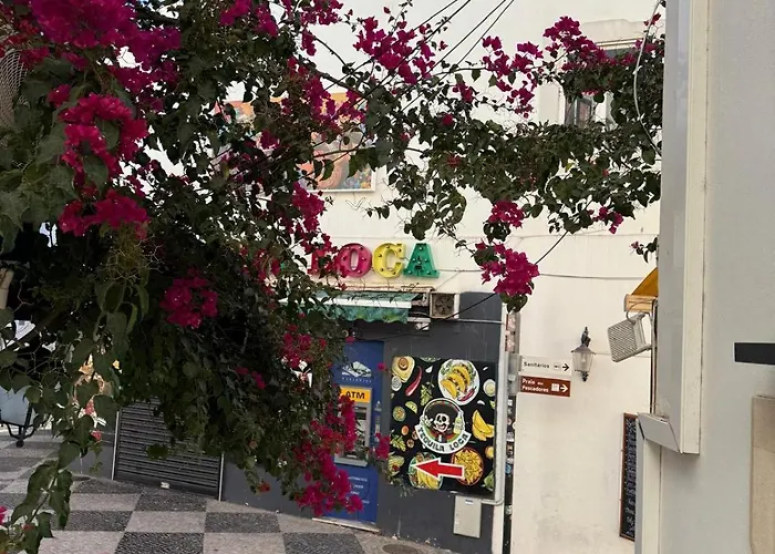 The Downtown 아파트